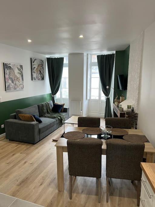 Apartamento Le Chaleureux Luchonnais Bagnères-de-Luchon Exterior foto